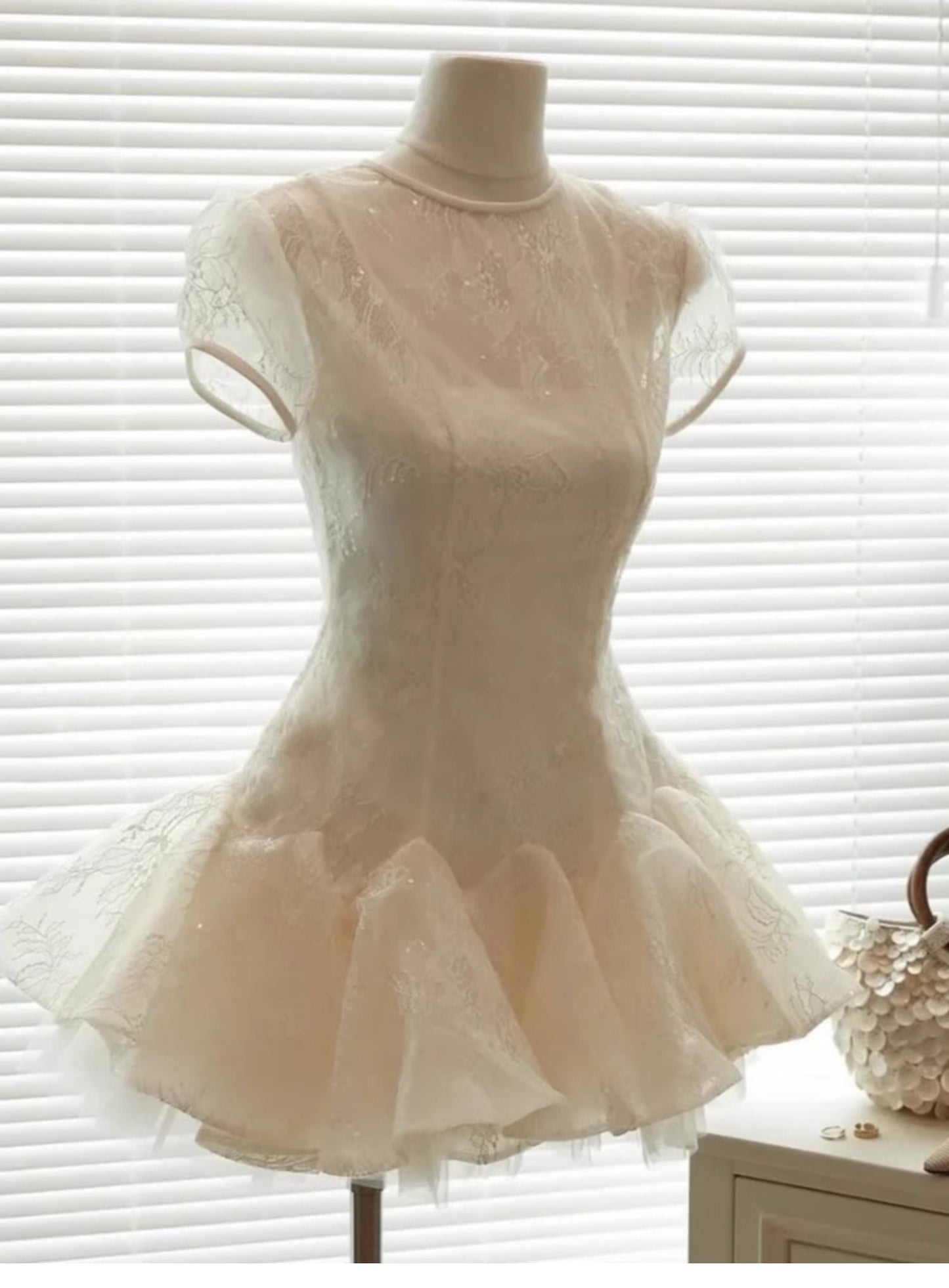 Vestido de verano de encaje con mangas cortas y corte en A, estilo Hoco, minivestido para fiesta de cumpleaños número 21, DP1728