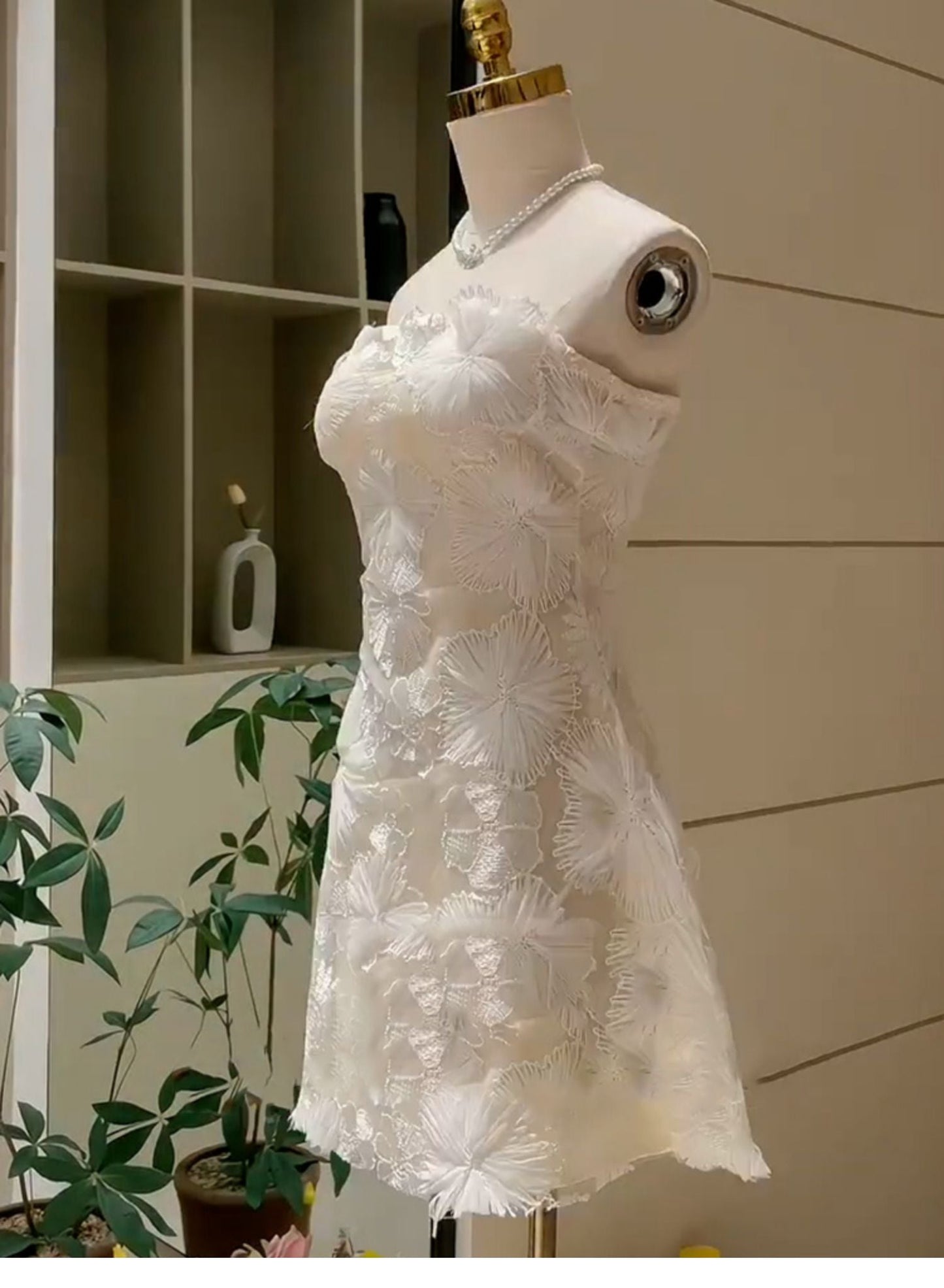 Vestido de cóctel blanco corto de encaje sin tirantes, corte A, sencillo, para verano, DP1751
