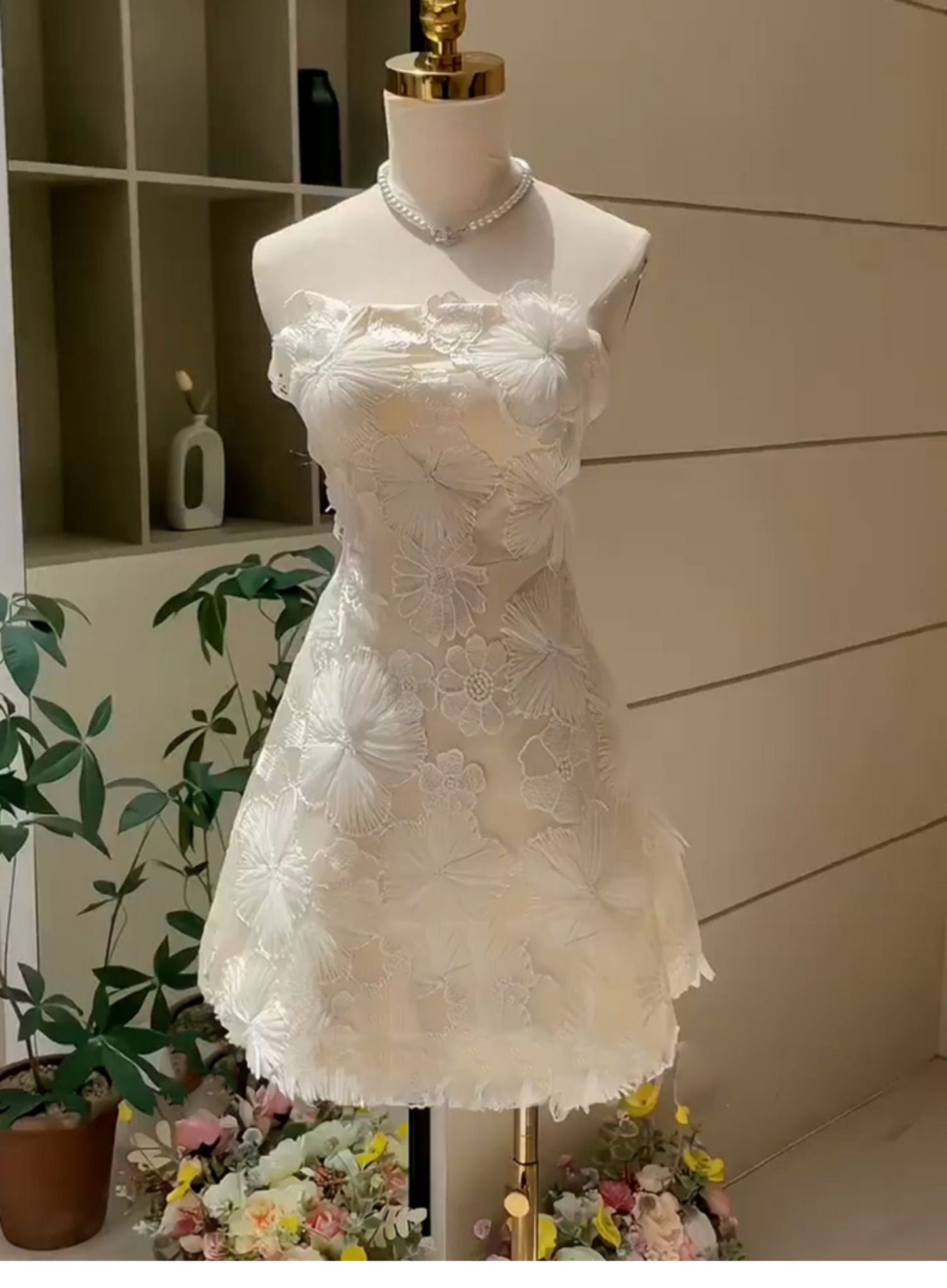Vestido de cóctel blanco corto de encaje sin tirantes, corte A, sencillo, para verano, DP1751