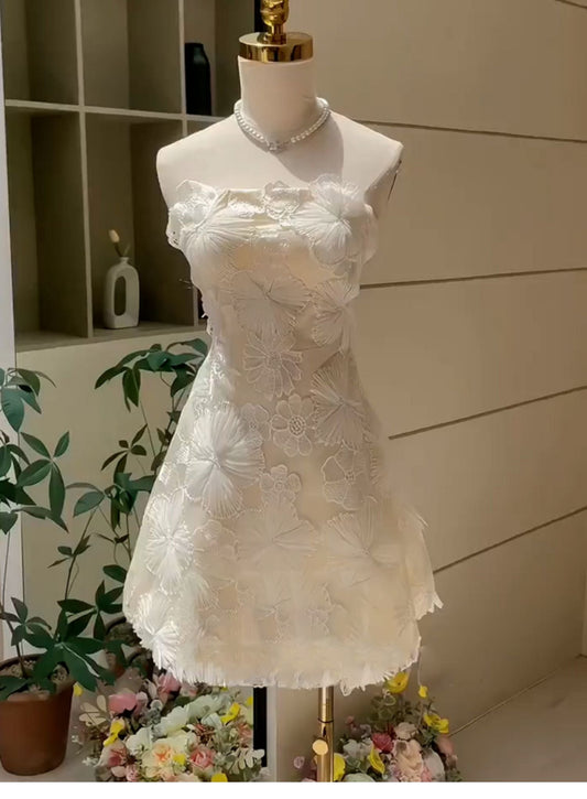 Vestido de cóctel blanco corto de encaje sin tirantes, corte A, sencillo, para verano, DP1751