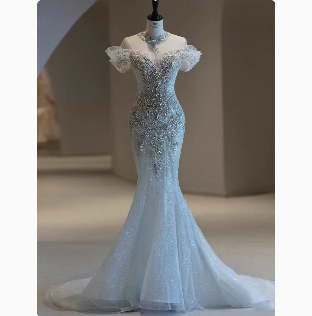 Vestido de novia de ensueño con corte sirena y hombros descubiertos, con lentejuelas, DP1797