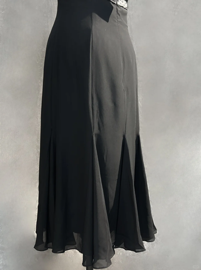 Vestido de fiesta elegante de gasa negra con cuello halter y corte A, vestido de cóctel de verano DP1837