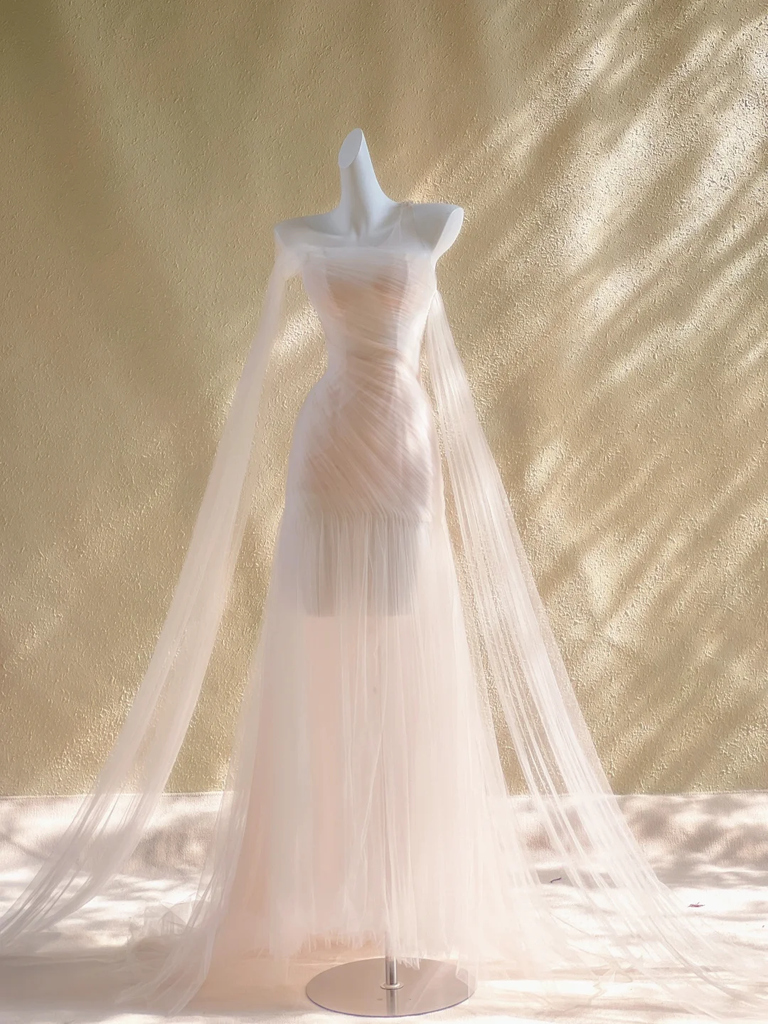 Vestido de novia sencillo de sirena sin tirantes, de tul, largo, para verano, DP1868