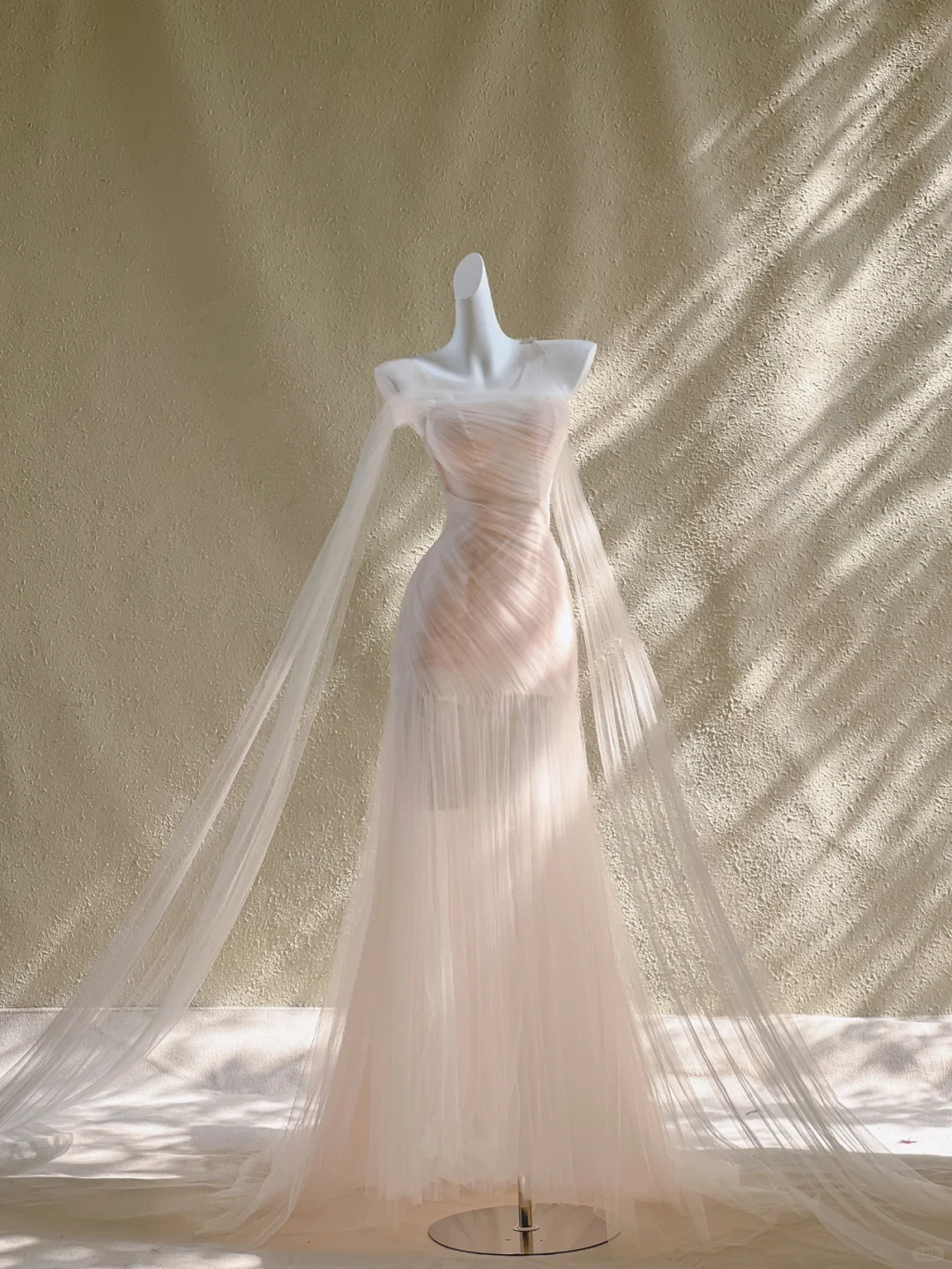 Vestido de novia sencillo de sirena sin tirantes, de tul, largo, para verano, DP1868