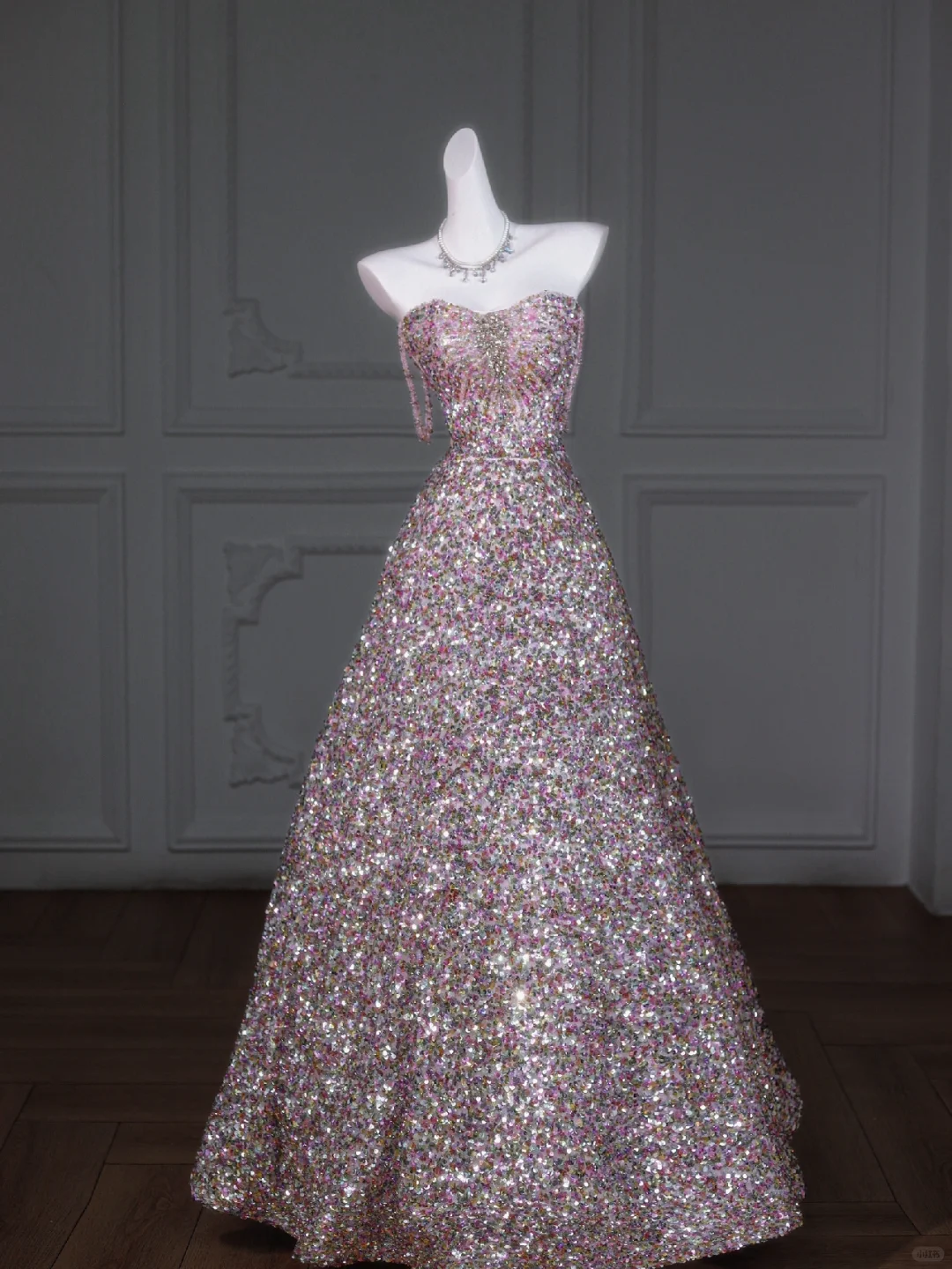 Hermoso vestido de fiesta con escote corazón y lentejuelas para celebrar el 23.º cumpleaños, vestido de fiesta, atuendos de cumpleaños para mujeres DP1962