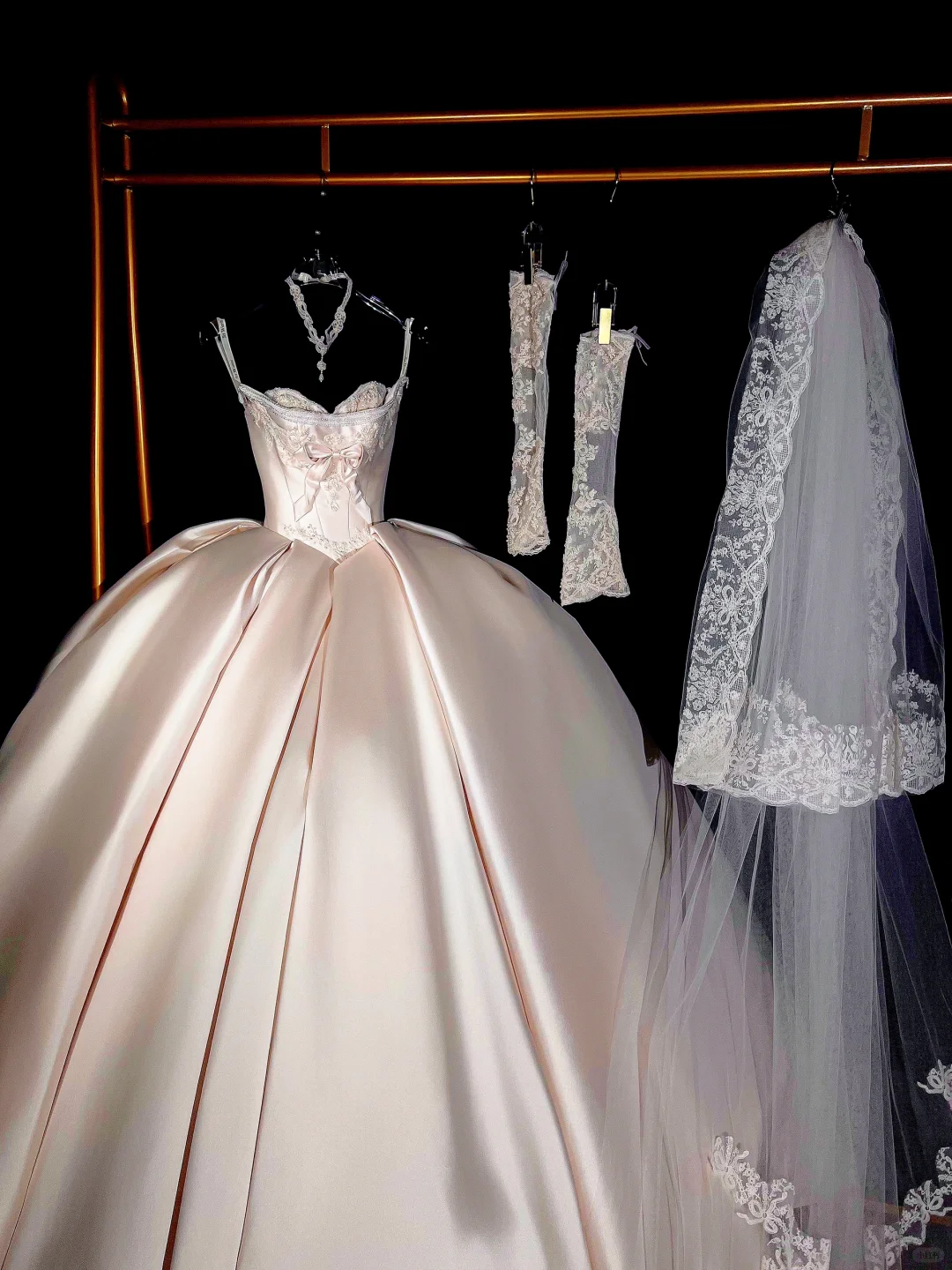 Vestido de novia rústico, corte corazón, satén, rosa claro, largo, DP1988