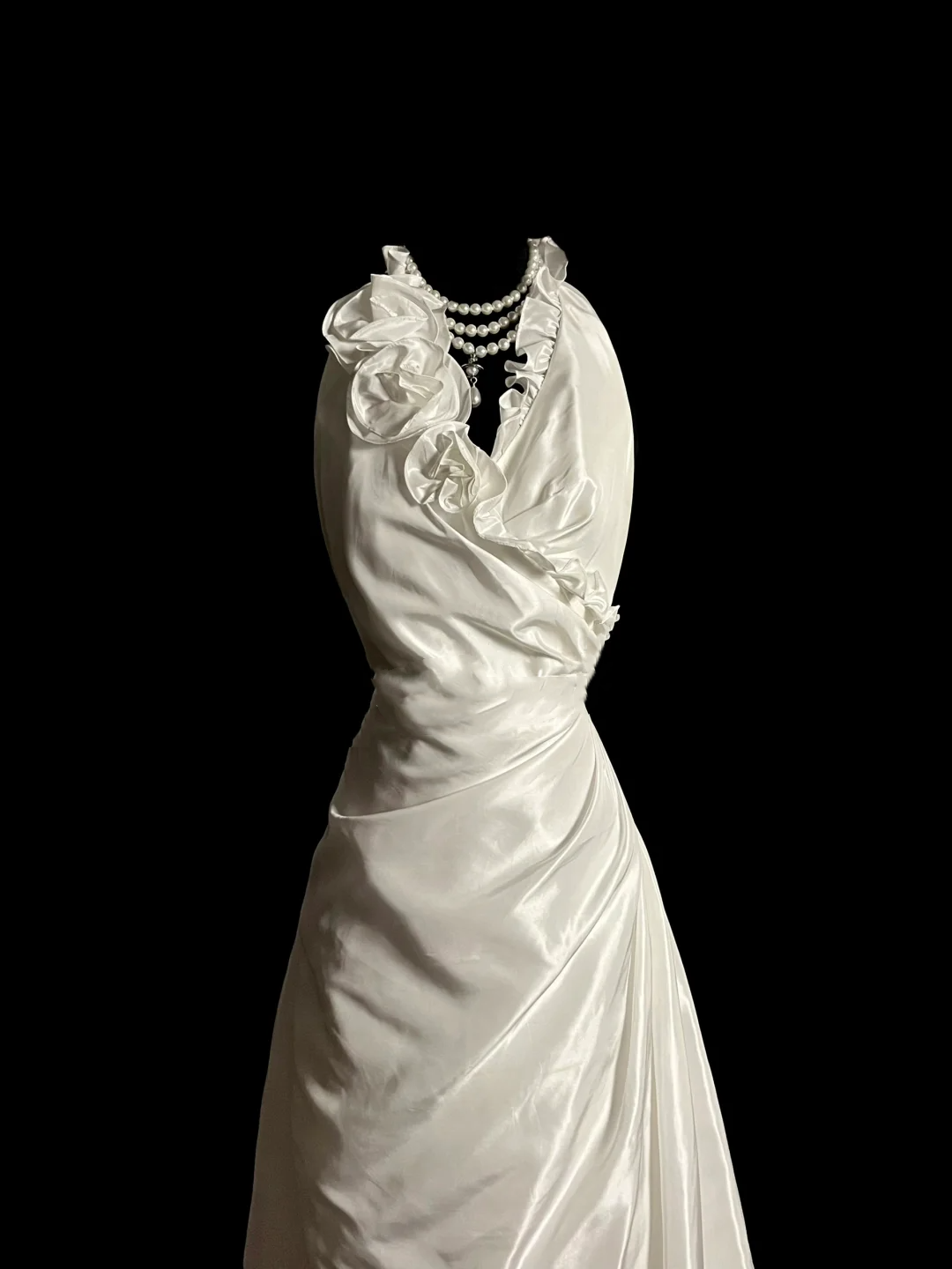 Vestido de novia vintage de corte A, estilo halter, blanco, de satén, largo, DP2035