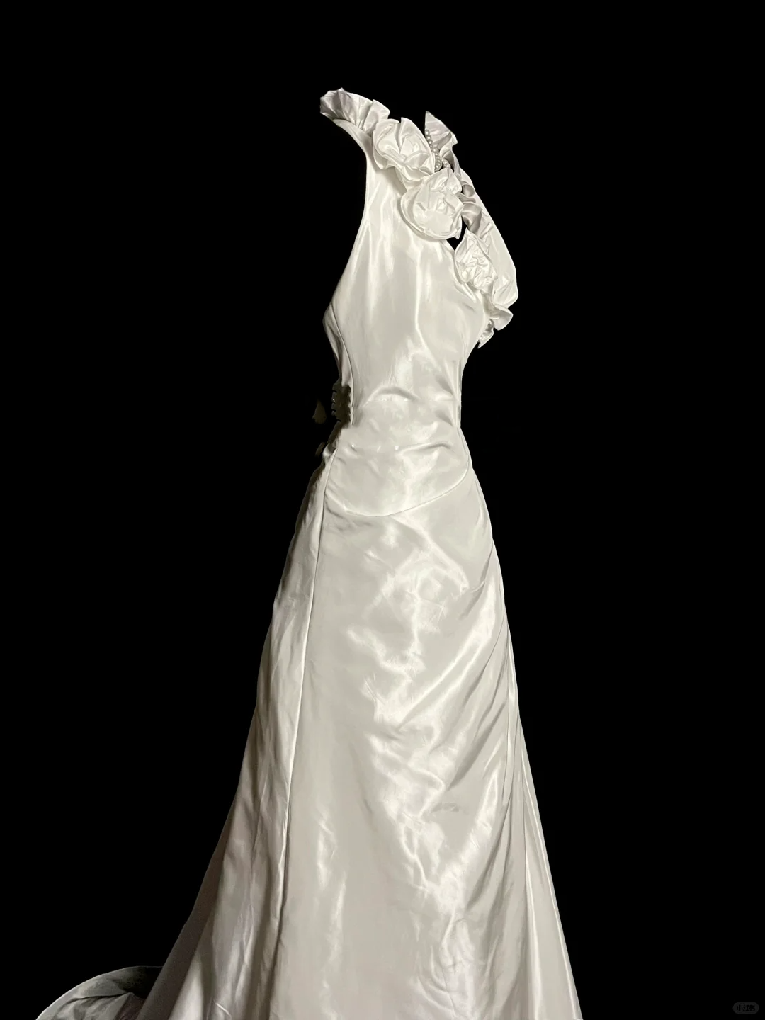 Vestido de novia vintage de corte A, estilo halter, blanco, de satén, largo, DP2035