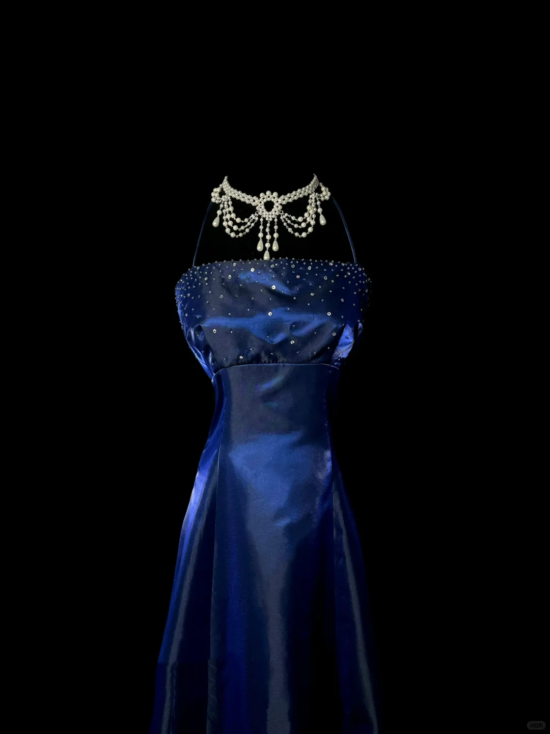 Vestido retro de satén azul rey con cuello halter y cuentas para 18 cumpleaños, vestido de fiesta, atuendos de cumpleaños para mujer DP2069
