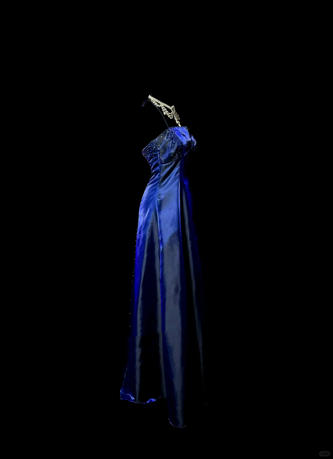 Vestido retro de satén azul rey con cuello halter y cuentas para 18 cumpleaños, vestido de fiesta, atuendos de cumpleaños para mujer DP2069