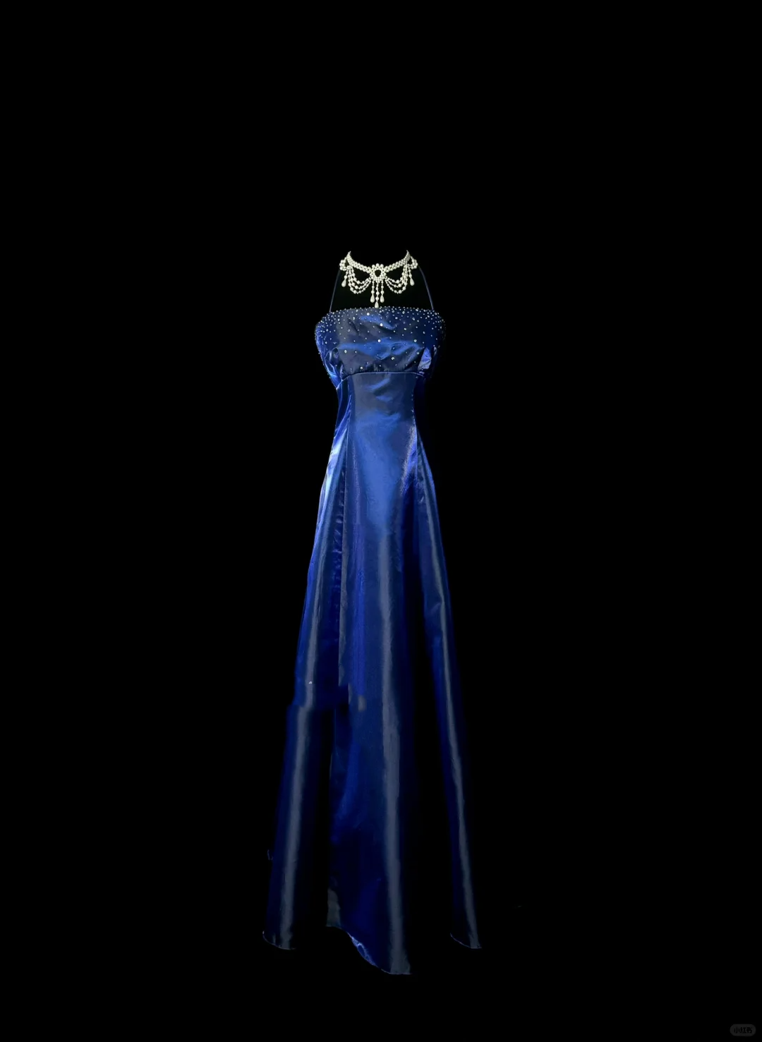 Vestido retro de satén azul rey con cuello halter y cuentas para 18 cumpleaños, vestido de fiesta, atuendos de cumpleaños para mujer DP2069