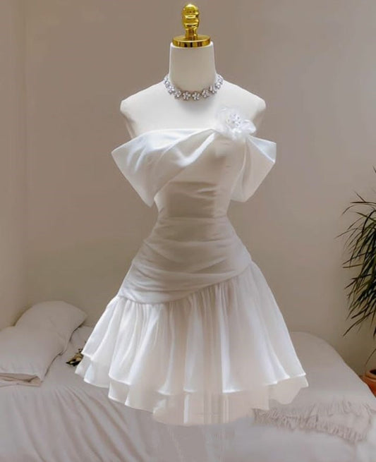 Cute A line Off The Shoulder White Chiffon Summer Homecoming Dress Hoco Dress Mini 16th Birthday Outfit Cocktail Dresses DP2092
