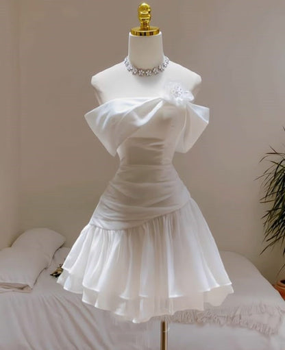 Cute A line Off The Shoulder White Chiffon Summer Homecoming Dress Hoco Dress Mini 16th Birthday Outfit Cocktail Dresses DP2092