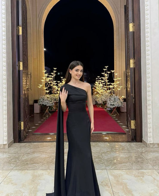 Hermosos vestidos de fiesta negros de sirena con un solo hombro, vestidos formales de verano para invitadas a bodas, atuendos para invitadas de boda DP2113