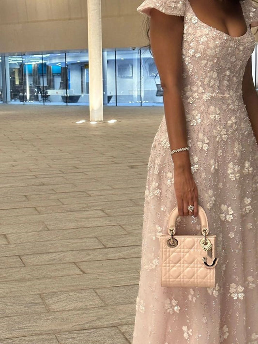 Vestidos de fiesta elegantes de corte A con escote cuadrado, largos y rosas, vestidos formales de verano para invitadas de boda, atuendo para invitadas de boda DP2237