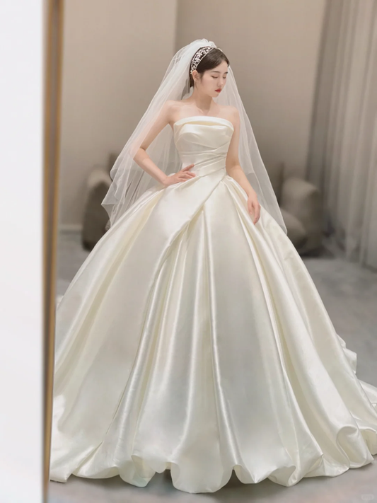 Vestido de novia atemporal de satén blanco, largo, sin tirantes y con cola larga, DP397