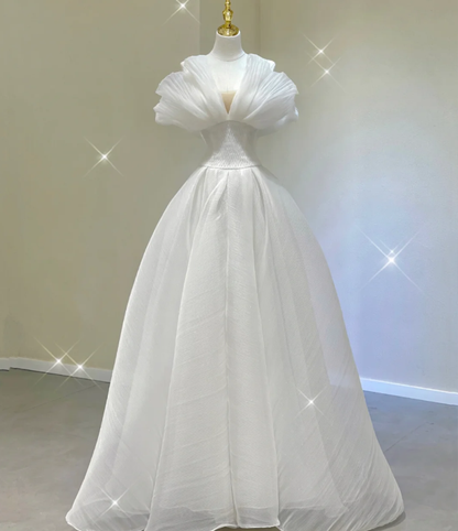 Vestido de novia atemporal, sin tirantes, largo, de tul blanco, con cola larga, DP412