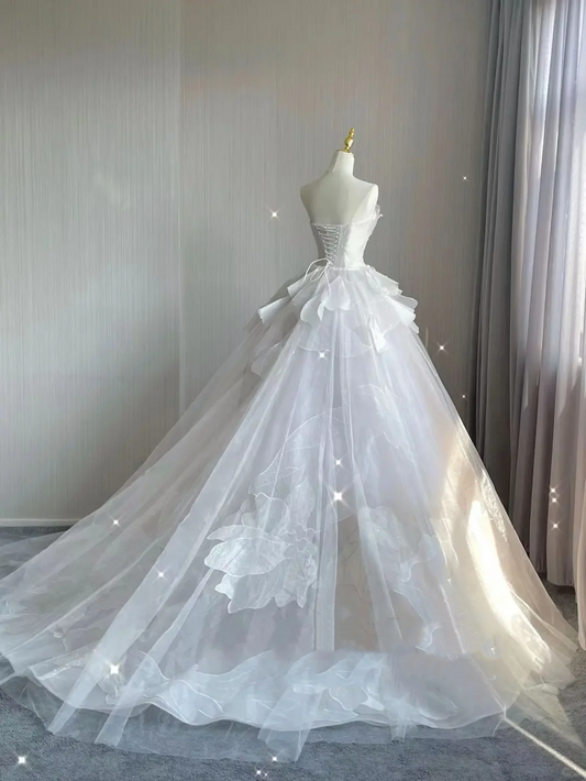 Vestido de novia atemporal, sin tirantes, largo, de tul blanco, con cola larga, DP414