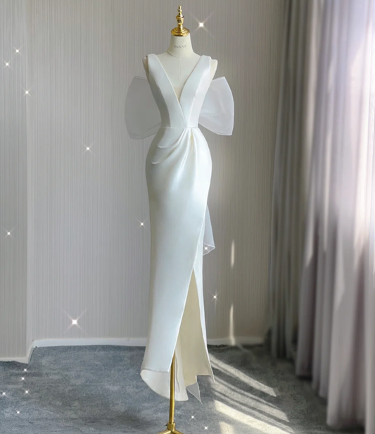 Vestido de novia blanco largo con escote en V y corte sirena sencillo para verano DP473