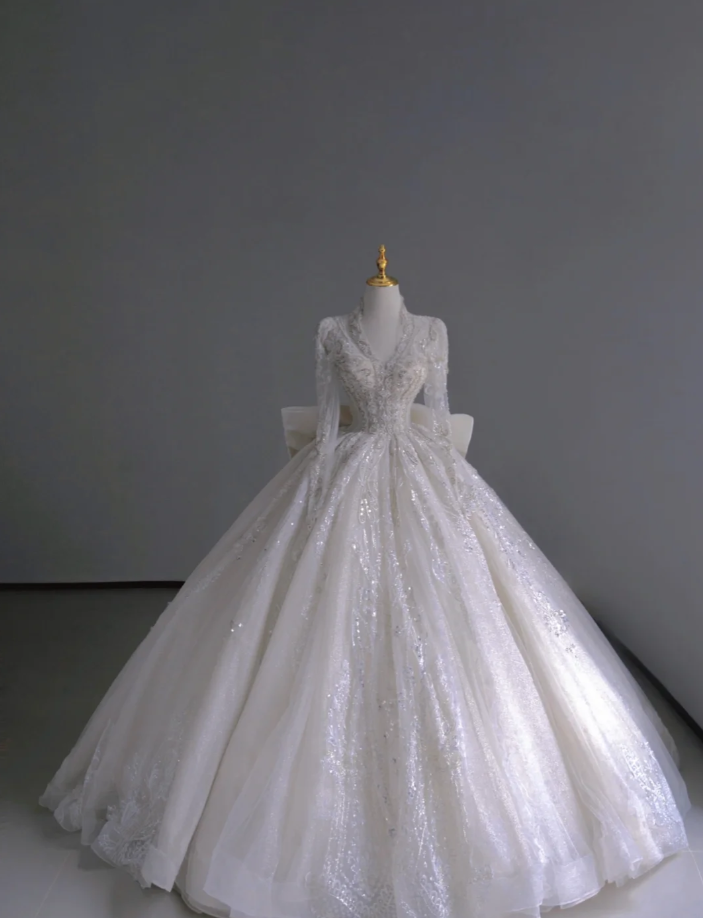 Vestido de novia atemporal con escote en V, mangas largas, satén blanco, cola larga, DP509