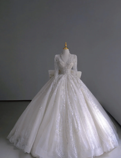 Vestido de novia atemporal con escote en V, mangas largas, satén blanco, cola larga, DP509