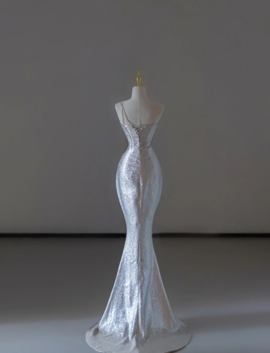 Hermosos vestidos de fiesta largos de sirena sin tirantes con lentejuelas y sin mangas DP526