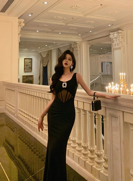 Vestido negro sin mangas con escote en V y corte sirena para fiesta de 18 cumpleaños, ideas para vestidos de cumpleaños para mujeres (DP538)