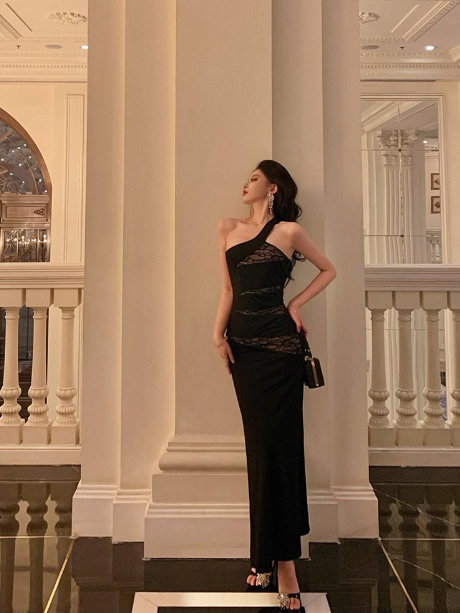 Vestido elegante de fiesta negro de un solo hombro, sin mangas, para cumpleaños número 18, ideas para vestidos de cumpleaños para mujeres DP540