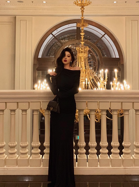 Elegante vestido negro de sirena con mangas largas para fiesta de 18 cumpleaños. Ideas de vestidos de cumpleaños para mujeres (DP574).