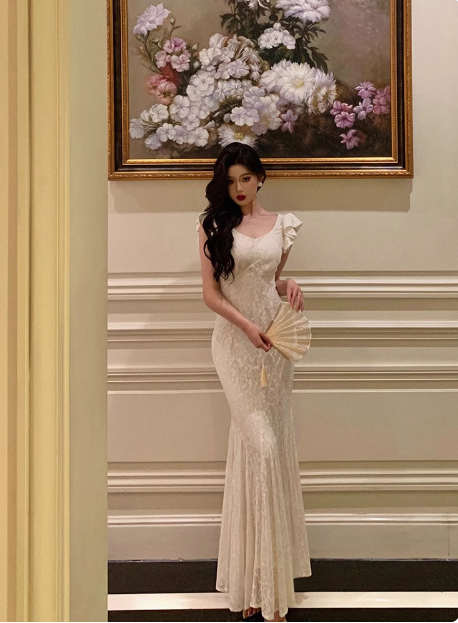 Vestido largo blanco de encaje estilo sirena para fiesta de 18 cumpleaños, atuendos para 21 cumpleaños, ideas de vestidos de cumpleaños para mujeres DP600