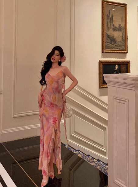 Vestido largo elegante de gasa con estampado floral rosa y corte sirena para fiesta de 18 cumpleaños. Ideas para vestidos de cumpleaños de 21 años para mujeres (DP601)