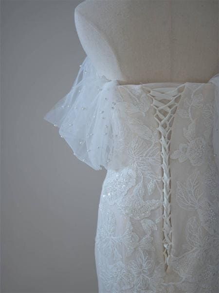 Vestido de novia sirena de ensueño con hombros descubiertos, vestido de novia personalizado, impresionante vestido de novia moderno DP603