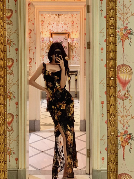 Elegante vestido de fiesta de sirena con estampado floral negro de gasa para 18 cumpleaños. Ideas de vestidos de cumpleaños para mujeres DP603.