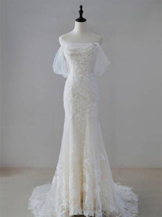 Vestido de novia sirena de ensueño con hombros descubiertos, vestido de novia personalizado, impresionante vestido de novia moderno DP603