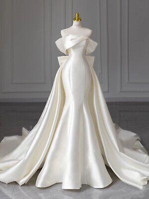 Vestido de novia de lujo con cristales brillantes y cola trasera desmontable DP613