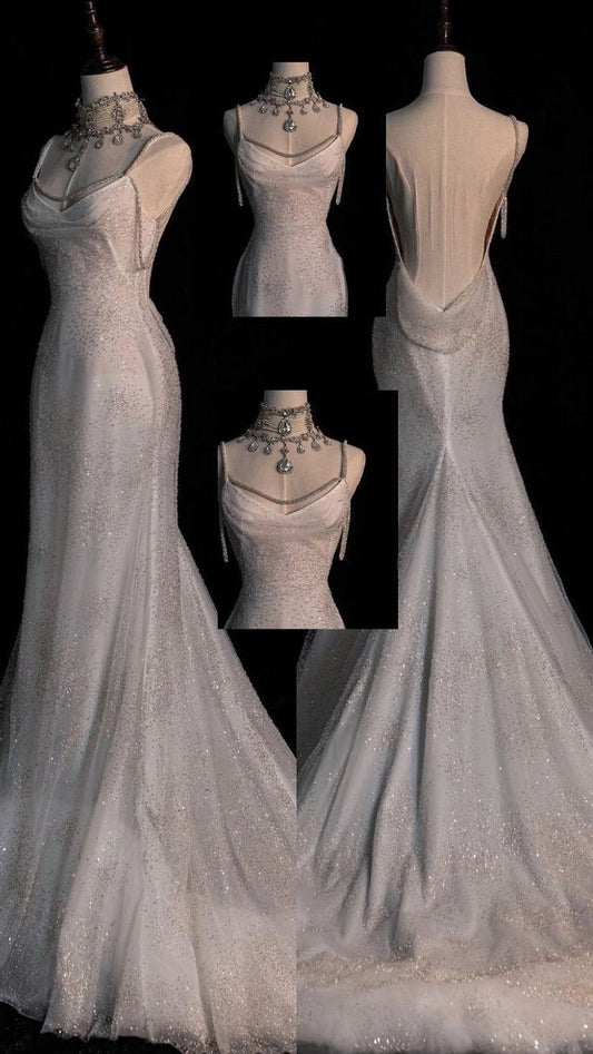 Vestido de novia elegante de sirena blanca con lentejuelas, pliegues largos y espalda descubierta DP621