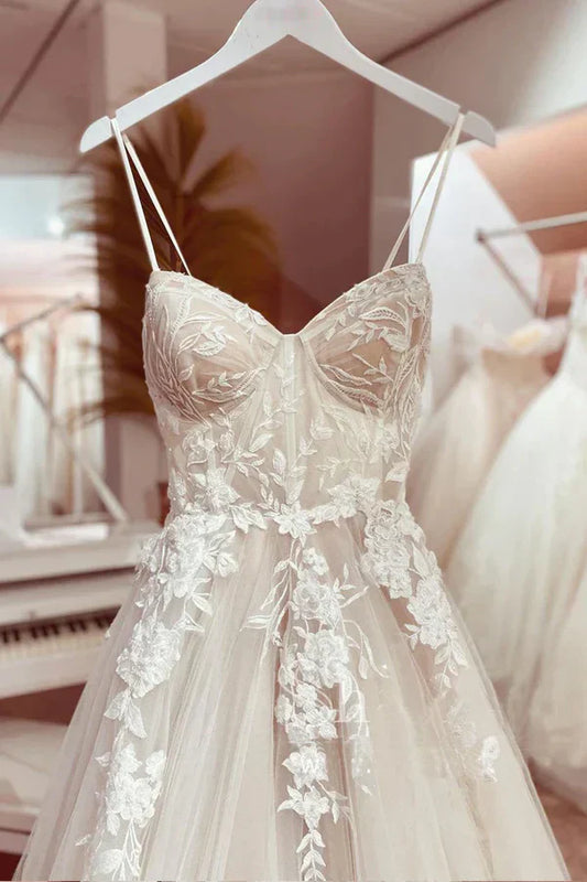 Vestido de novia elegante con tirantes finos italianos, corte A, encaje, DP636