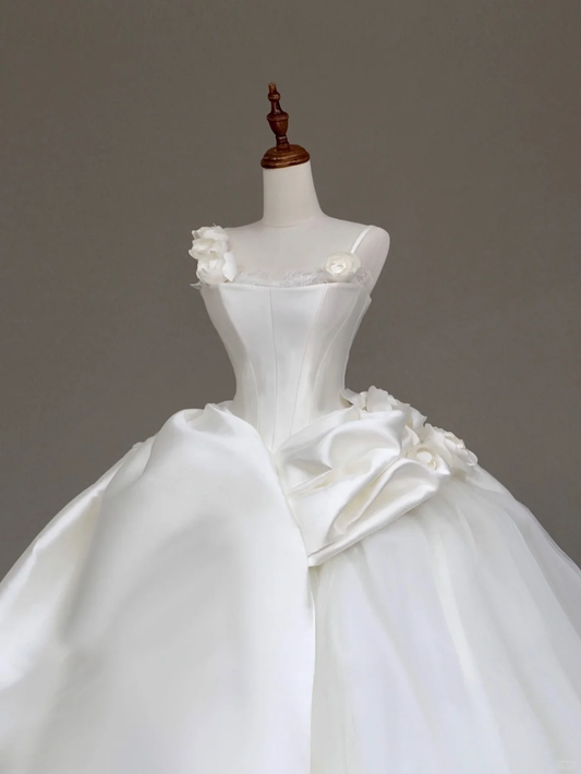 Vestido de novia único con tirantes de satén blanco DP638