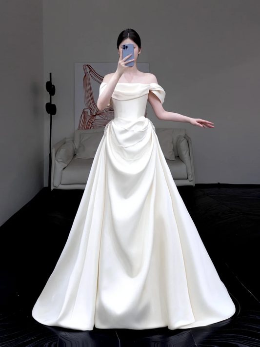 Vestido de novia largo de satén blanco, elegante y con corte en A y hombros descubiertos, DP644