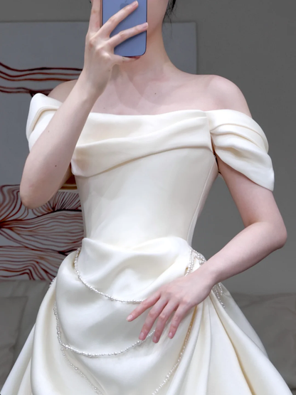 Vestido de novia largo de satén blanco, elegante y con corte en A y hombros descubiertos, DP644