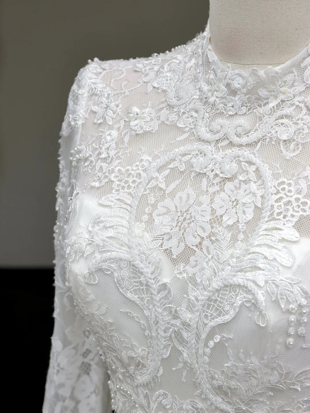 Vestido de novia vintage de sirena, escote alto, blanco, mangas largas, encaje, elegante, DP652