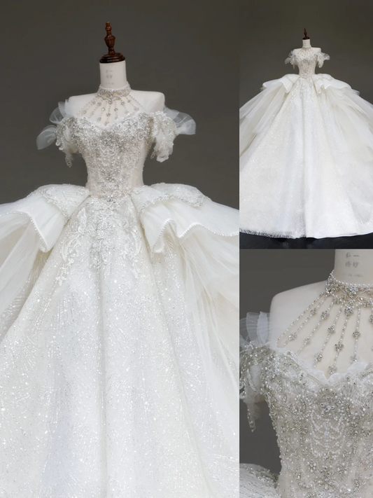 Vestido de novia de lujo con hombros descubiertos, mangas cortas y lentejuelas, con cola DP658