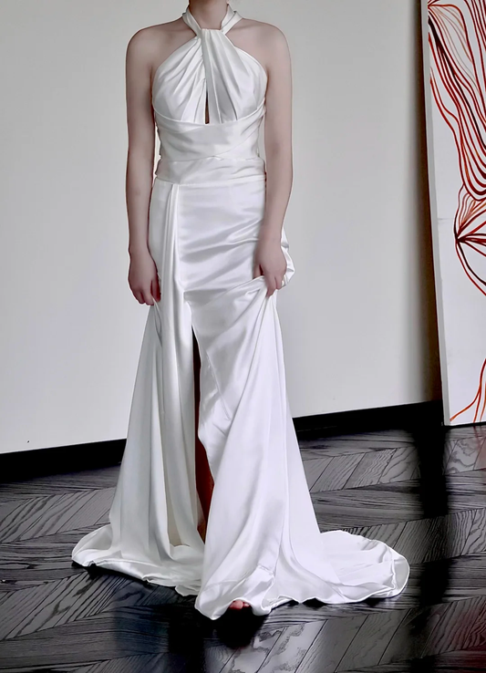 Vestido de novia único de satén blanco con escote halter y corte en A DP662