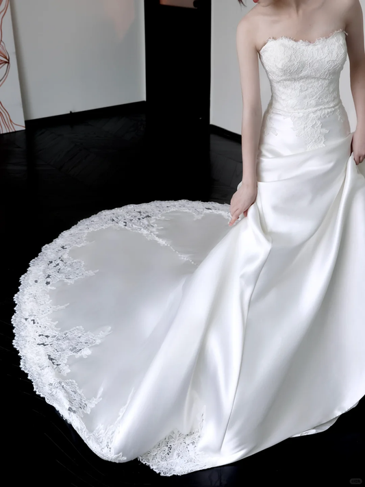 Vestido de novia único de sirena sin tirantes, de satén blanco, DP670