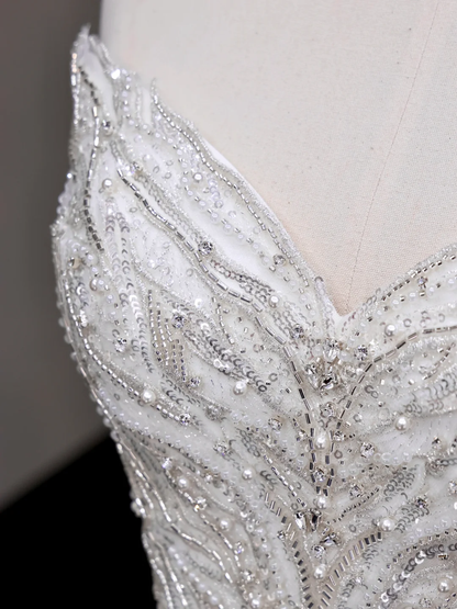 Vestido de novia único de sirena con escote corazón, de satén blanco, con cuentas, DP690