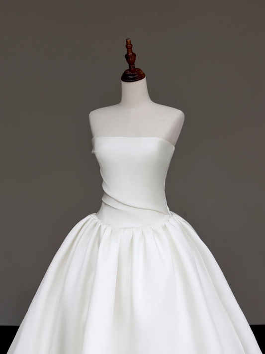 Vestido de novia único, sin tirantes, de satén blanco, DP707