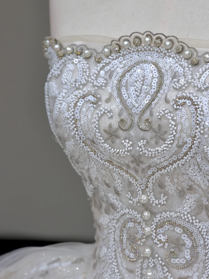 Vestido de novia princesa, vestido de baile, sin tirantes, con lentejuelas y cuentas blancas, vestidos de novia DP825