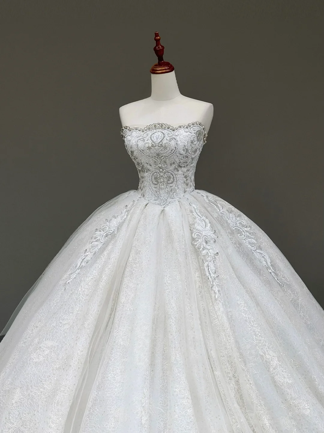 Vestido de novia princesa, vestido de baile, sin tirantes, con lentejuelas y cuentas blancas, vestidos de novia DP825