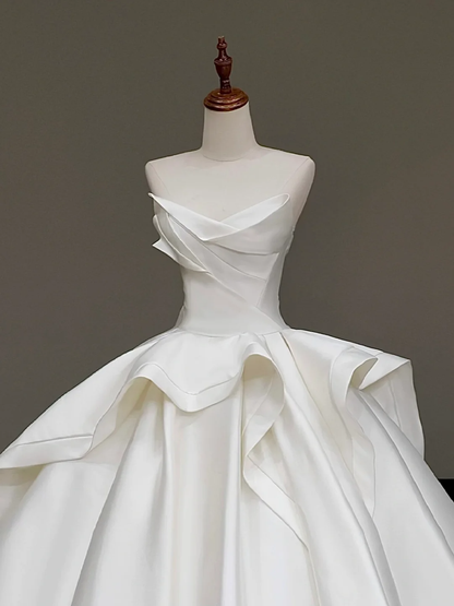 Timeless Bridal Gown Ball Gown Sweetheart White Satin Wedding Dresses Bridal Gowns DP833