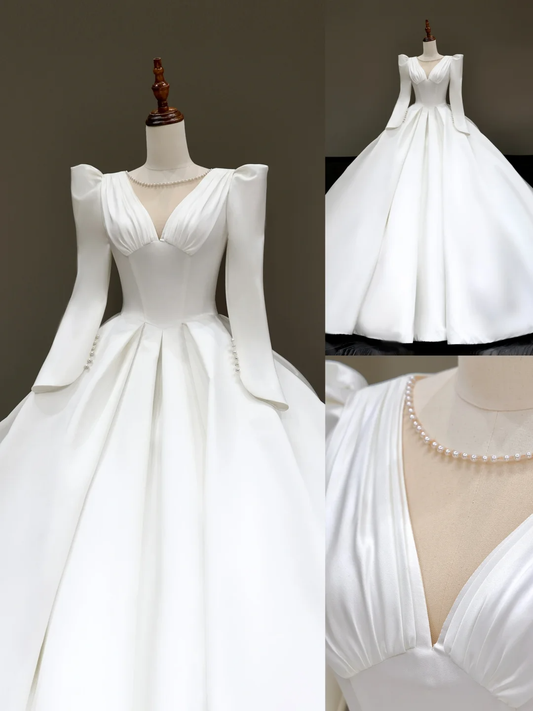 Vestido de novia princesa, corte evasé, escote redondo, satén blanco y perlas, DP840